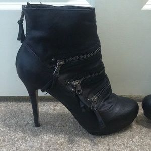 Size 8 Black Bootie with zippers